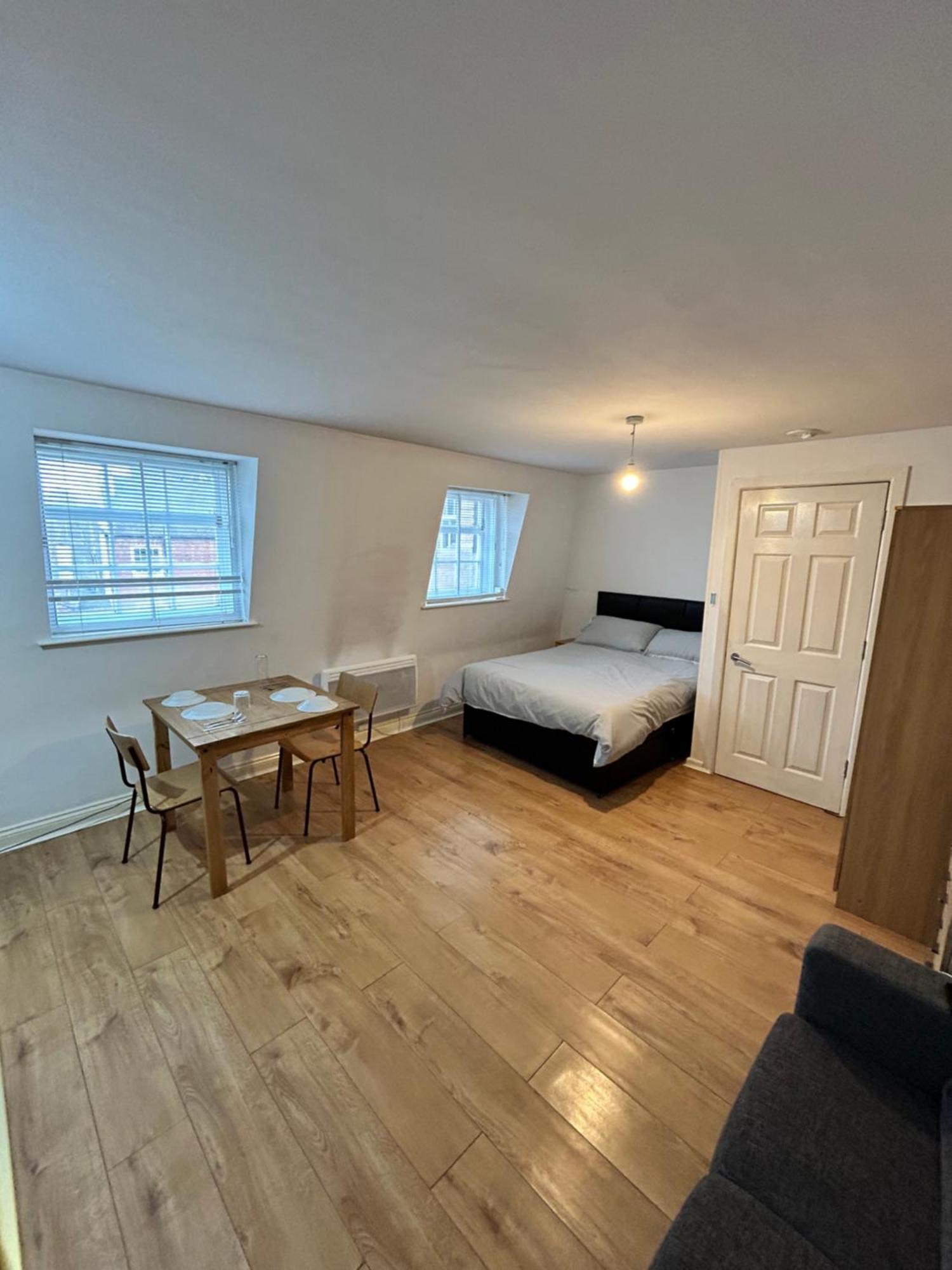 Leicester Studio At City Centre With Free Parking Exterior foto